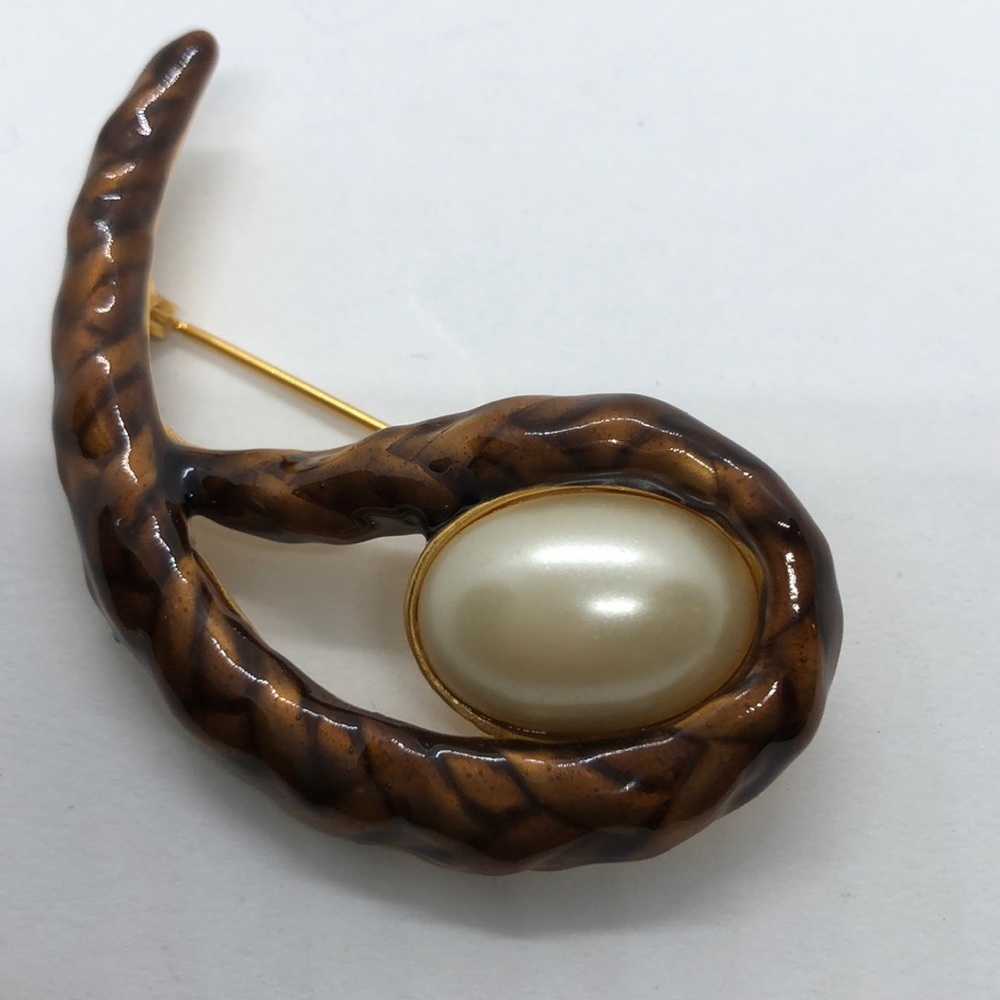 VTG Carlisle Brooch Signed. Rare find - Picture 4 of 4